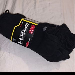 Under Armour Heattech performance "no show" black socks 6 pair pack.